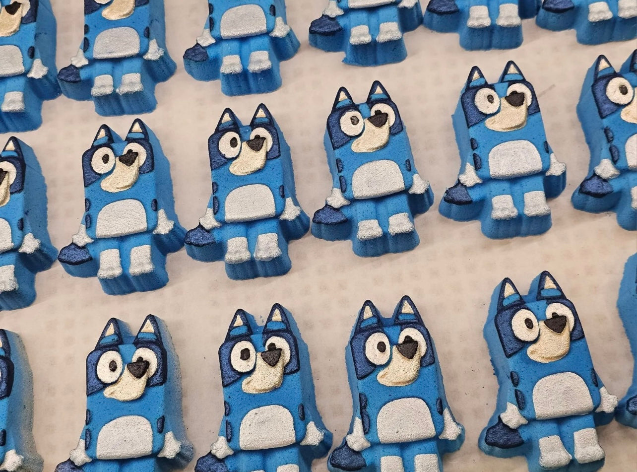 Blue dog bathbomb