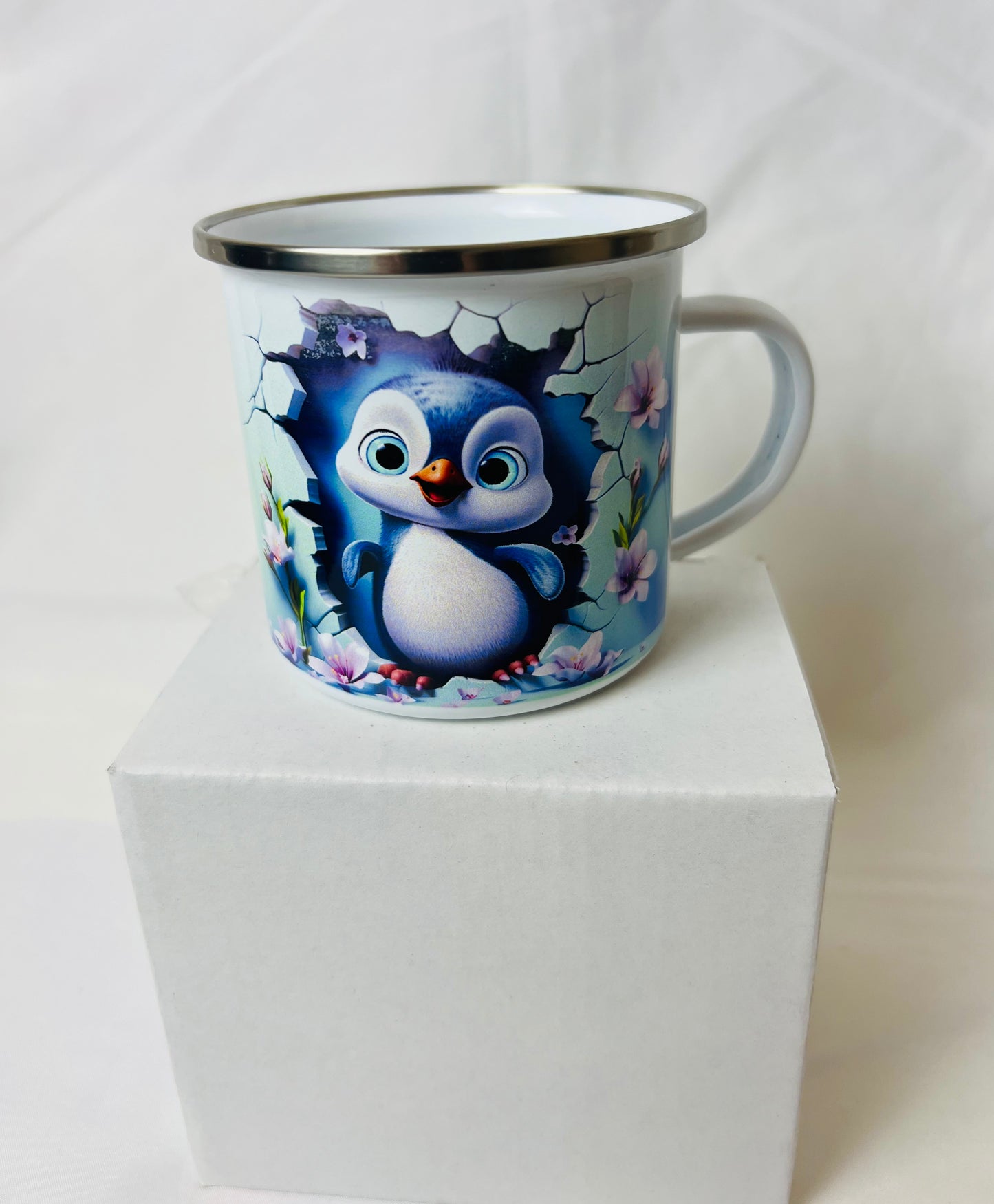 10oz 3D cute penguin mug