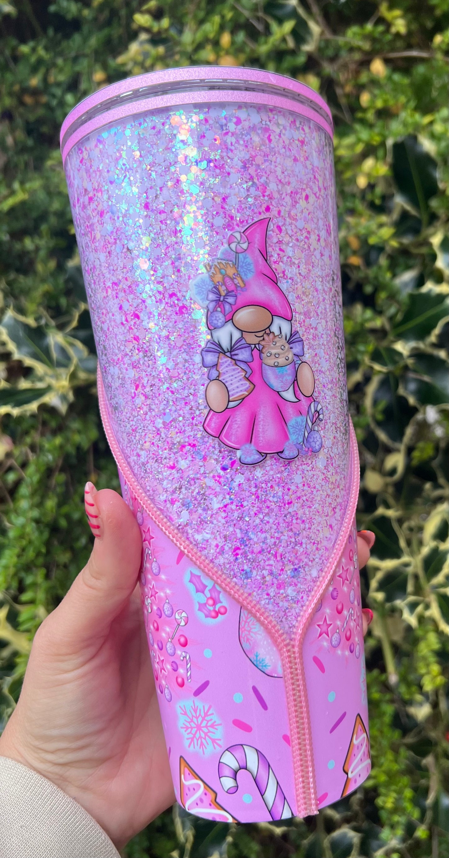 ❄️Exclusive ❄️ 24oz pink candy gnome Christmas zipper tumbler